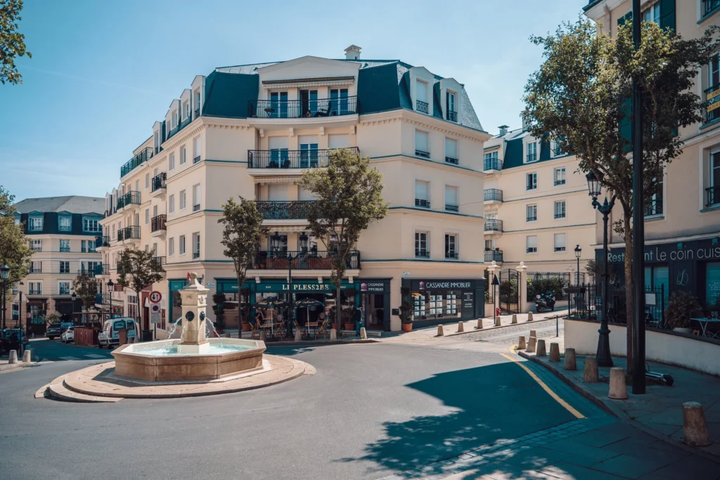 Classical architecture revival Paris